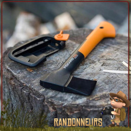 Hachette Bushcraft Mora knive randonnee en foret